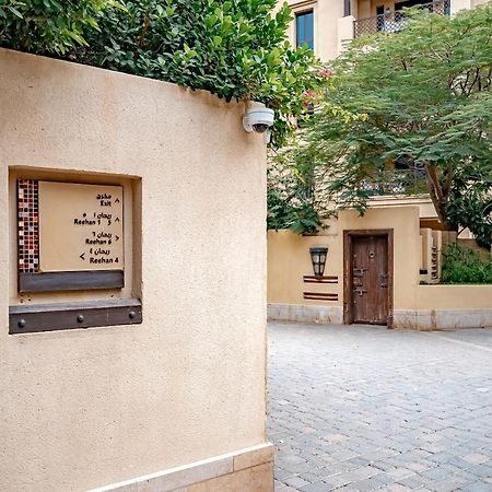 Higuests - Spacious Apt With Private Balcony In Old Town Dubai Esterno foto